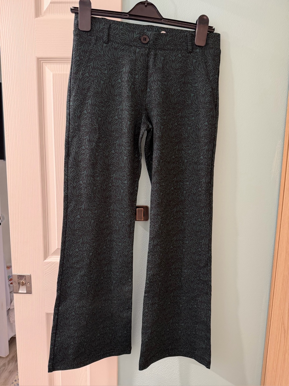 Betabrand Sierra Blue Green Black Small SP Bootcut Yoga Dress Pants 28”Inseam